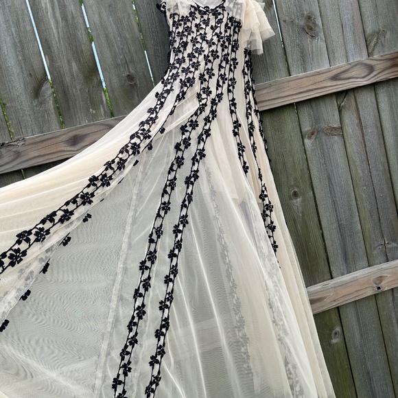 Free People Limited Edition Embroidered Tulle Maxi Dress – Black Floral on Ivory - Picture 8 of 9